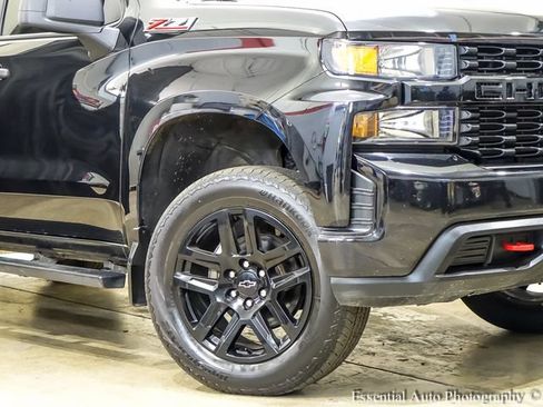 Used 2021 Chevrolet Silverado 1500 Custom Trail Boss w/ Safety Confidence Package AWD/4WD image 4