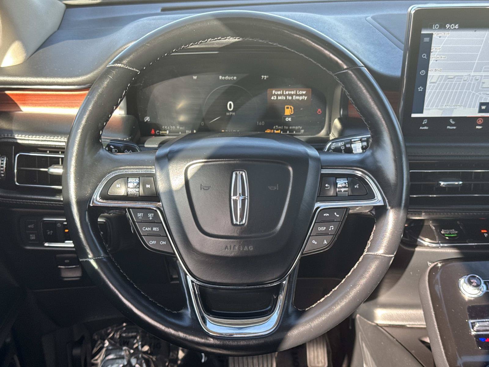 Used 2023 Lincoln Nautilus Reserve AWD/4WD image 9