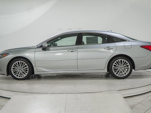 Used 2019 Toyota Avalon Limited w/ Protection Package FWD image 6