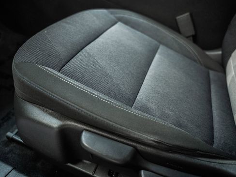 Used 2024 Chevrolet Trax LS w/ LS Convenience Package image 29