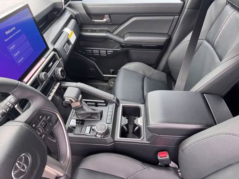 New 2026 Toyota 4Runner Limited AWD/4WD image 10