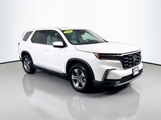 Used 2025 Honda Pilot EX-L video 1