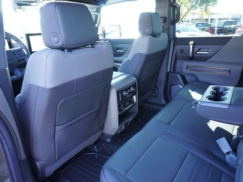 New 2025 GMC Hummer EV 3X image 10