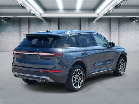 Used 2022 Lincoln Corsair AWD w/ Equipment Group 101A image 5