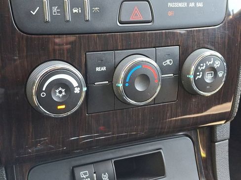 Certified 2016 Chevrolet Traverse LT FWD image 16