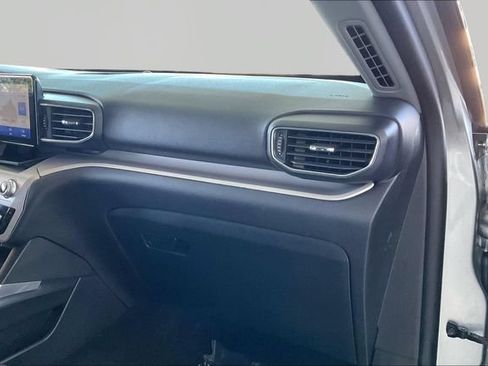 Used 2023 Ford Explorer XLT w/ Equipment Group 202A AWD/4WD image 19