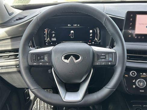 New 2026 INFINITI QX60 Luxe image 25