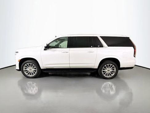 Used 2022 Cadillac Escalade ESV Premium Luxury image 6