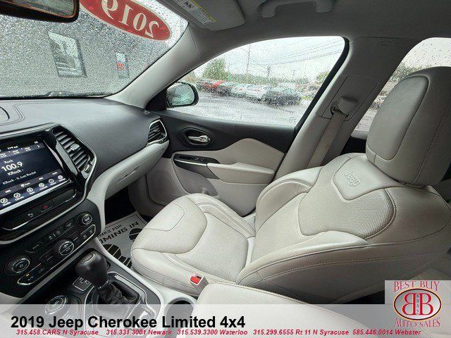 Used 2019 Jeep Cherokee Limited AWD/4WD image 22