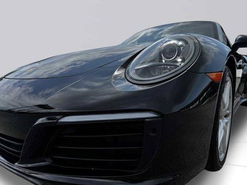 Used 2019 Porsche 911 Targa 4 AWD/4WD image 13