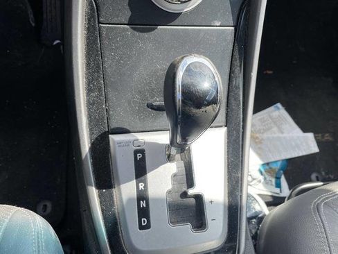 Used 2011 Hyundai Elantra Limited FWD image 35
