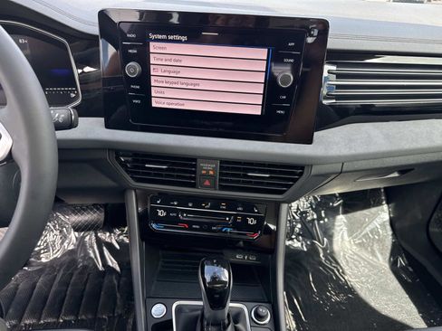 New 2026 Volkswagen Jetta SE image 24