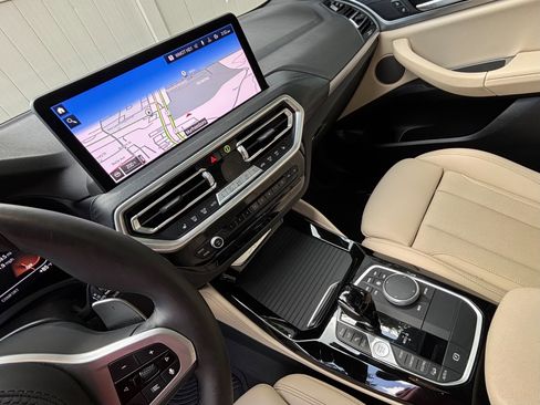 Used 2025 BMW X4 xDrive30i w/ Premium Package AWD/4WD image 15
