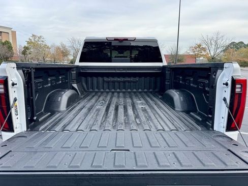 Used 2024 GMC Sierra 2500 Denali Ultimate w/ Max Trailering Package image 17