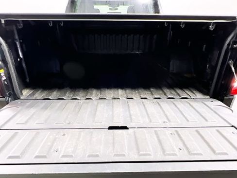 Certified 2019 GMC Sierra 1500 SLT image 24