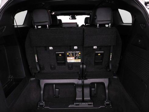 Used 2025 Toyota Sienna XSE image 22