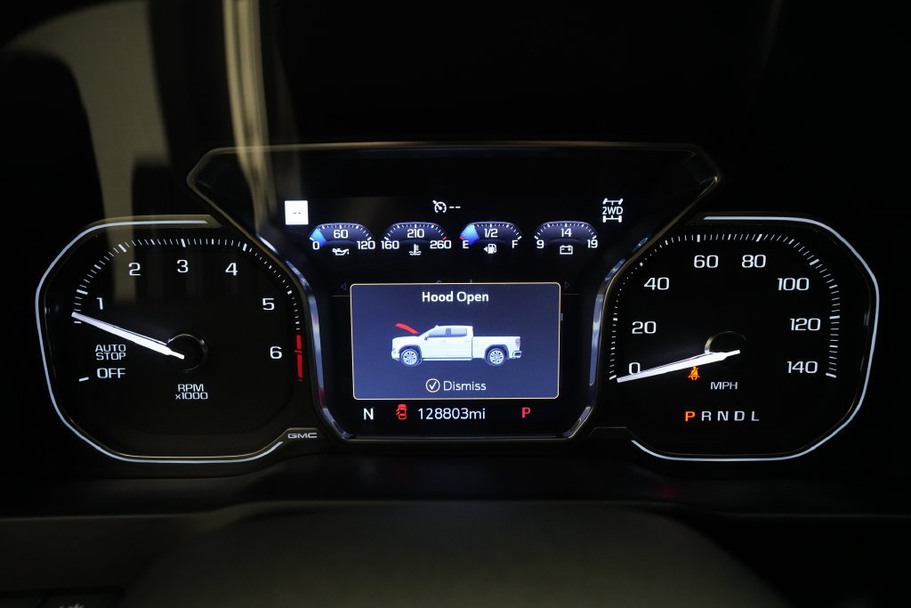 Used 2019 GMC Sierra 1500 AT4 w/ AT4 Premium Package AWD/4WD image 2