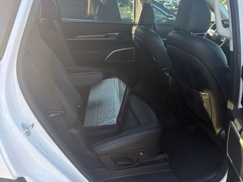 Used 2020 Kia Telluride S FWD image 4