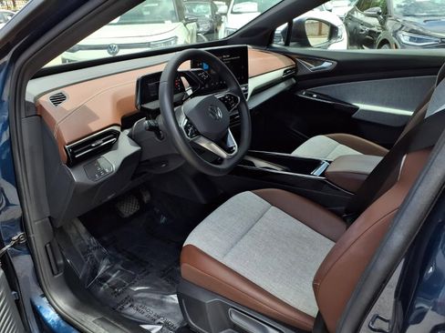 Certified 2023 Volkswagen ID.4 Pro AWD/4WD image 15
