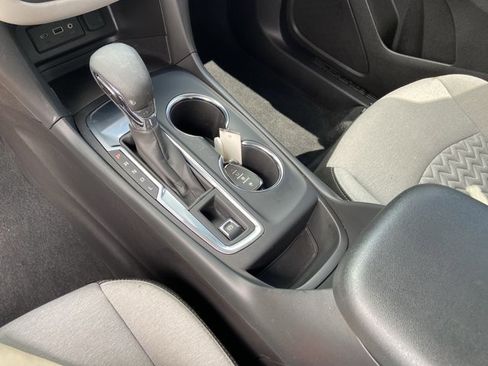 Used 2024 Chevrolet Equinox LS w/ LS Convenience Package FWD image 42