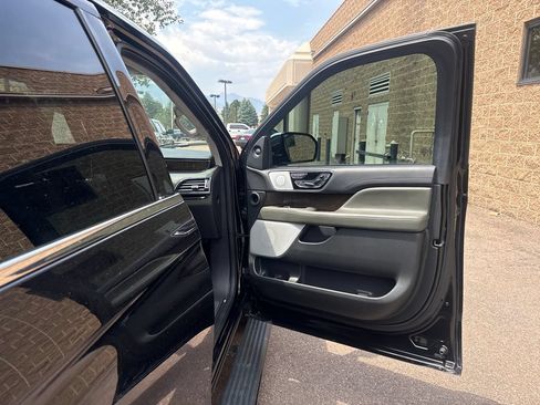 Used 2023 Lincoln Navigator Black Label AWD/4WD image 29