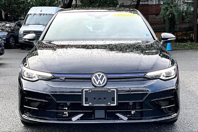 Used 2026 Volkswagen Golf AWD/4WD image 2