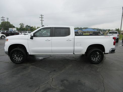 Used 2022 Chevrolet Silverado 1500 LT w/ Protection Package AWD/4WD image 10