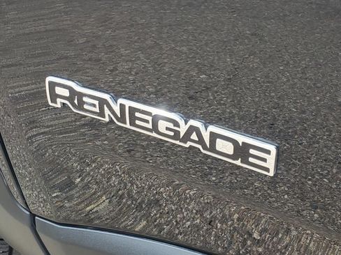 Used 2020 Jeep Renegade Limited AWD/4WD image 29