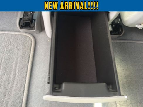 Used 2018 GMC Acadia SLE w/ LPO, Protection Package FWD image 32