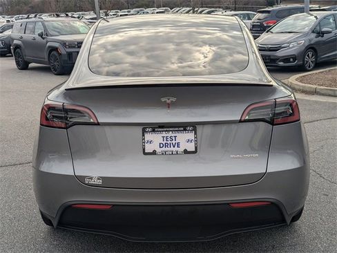 Used 2025 Tesla Model Y Performance image 6