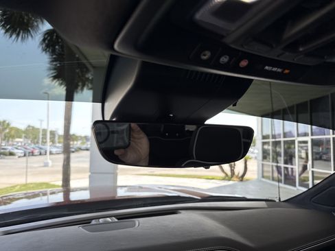 Used 2025 GMC Sierra 1500 AT4X image 27