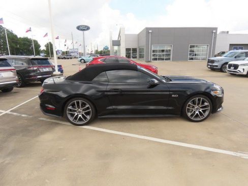 Used 2016 Ford Mustang GT Premium w/ Equipment Group 401A RWD image 8