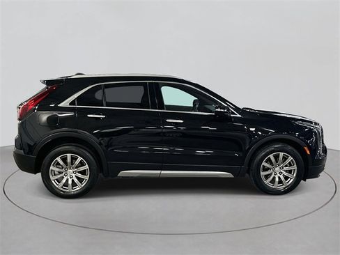 Certified 2023 Cadillac XT4 Premium Luxury w/ Technology Package image 4