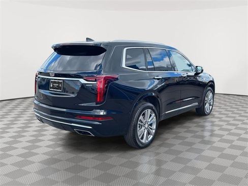 Used 2024 Cadillac XT6 Premium Luxury w/ Technology Package image 5