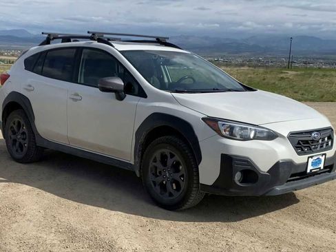 Used 2021 Subaru Crosstrek 2.5i Sport w/ Moonroof Package AWD/4WD image 2
