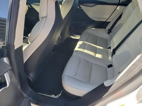 Used 2018 Tesla Model S 100D image 10
