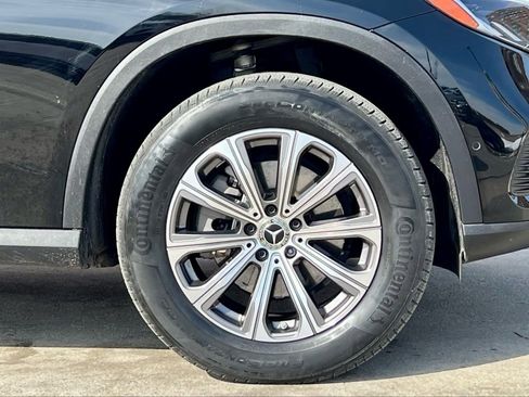Certified 2023 Mercedes-Benz GLC 300 4MATIC image 25