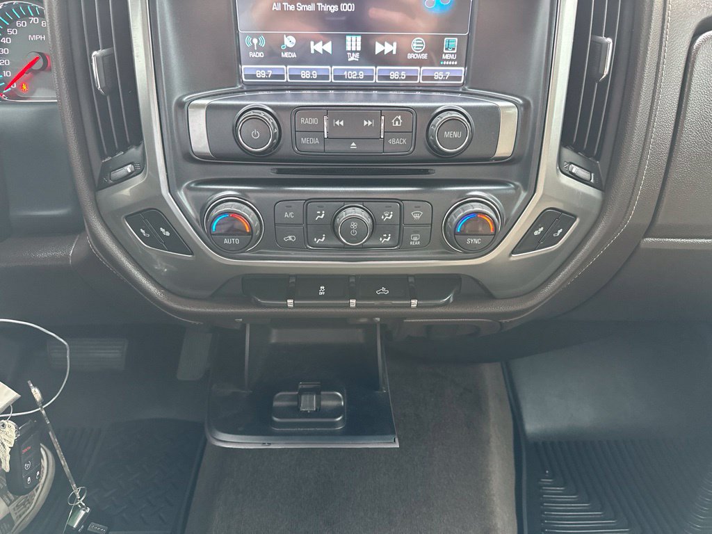 Used 2017 Chevrolet Silverado 1500 LTZ w/ Sport Package AWD/4WD image 31