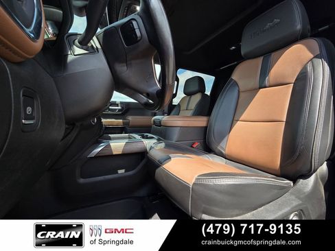 Used 2022 Chevrolet Silverado 2500 High Country w/ Z71 Off-Road Package AWD/4WD image 24