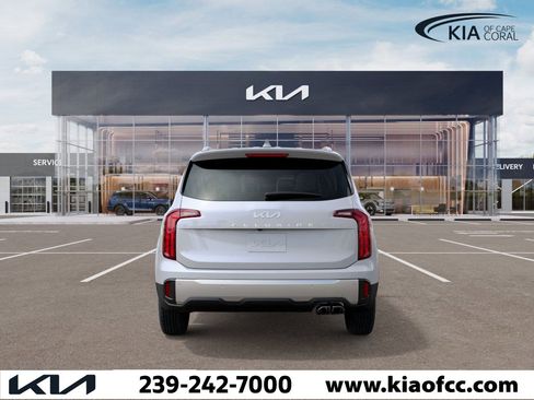 New 2025 Kia Telluride S image 5