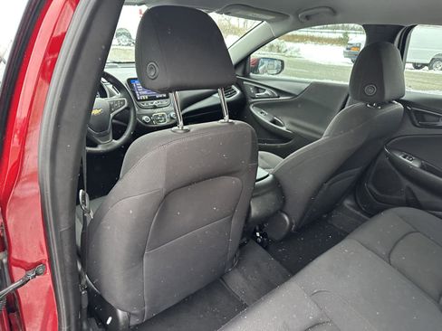 Used 2023 Chevrolet Malibu RS image 14