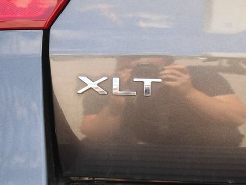 Used 2018 Ford Expedition XLT w/ Equipment Group 202A AWD/4WD image 28