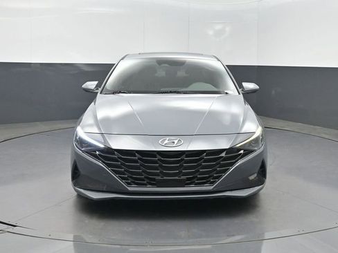 Used 2022 Hyundai Elantra SEL w/ Convenience + Premium Package FWD image 33