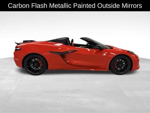 Used 2025 Chevrolet Corvette Z06 RWD image 9