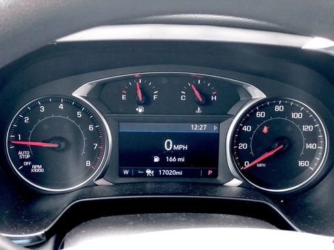 Used 2024 Chevrolet Blazer LT w/ Convenience Package image 17