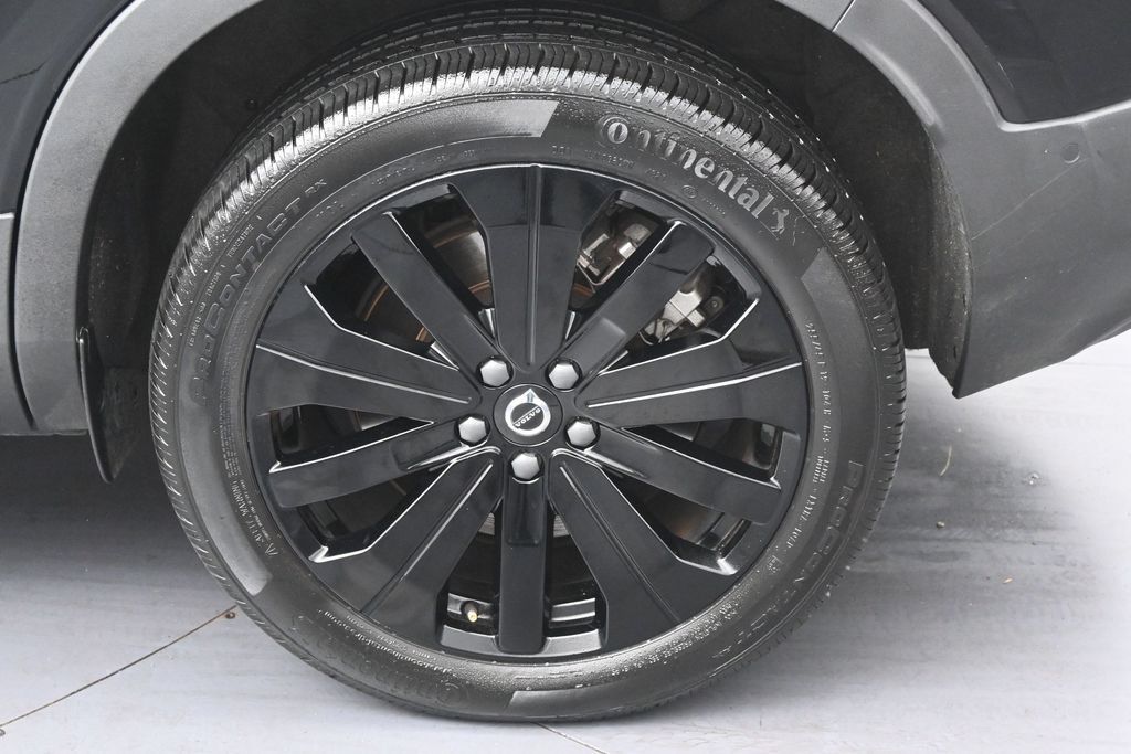 Used 2023 Volvo C40 P8 Recharge Plus AWD/4WD image 32