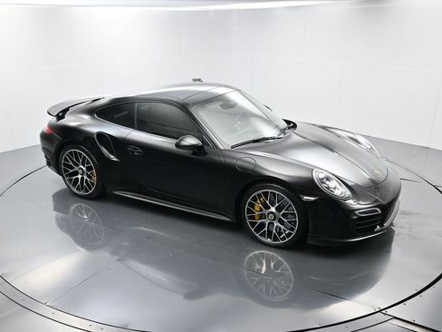 Used 2014 Porsche 911 Turbo S image 40