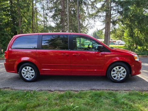 Used 2014 Dodge Grand Caravan SE w/ Quick Order Package 29E SE image 7