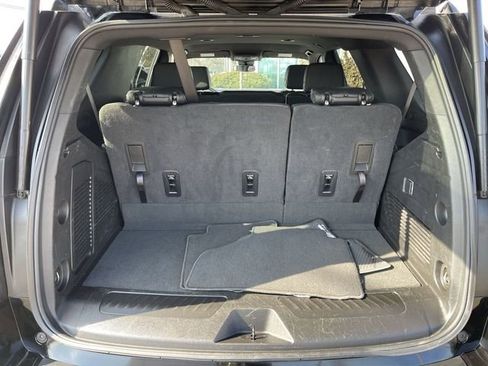 Used 2025 Chevrolet Tahoe LT AWD/4WD image 24