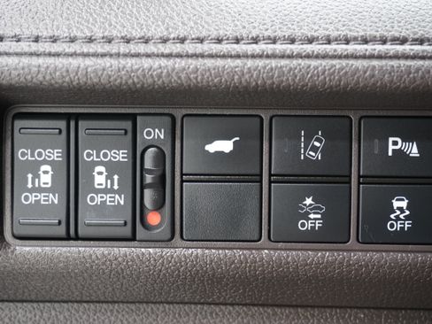 Used 2020 Honda Odyssey Elite image 30